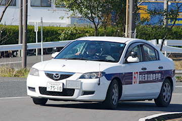 普通自動車の写真